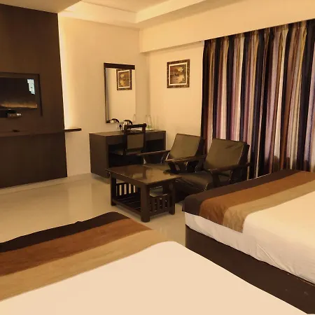 Hotel Deepam Tiruchirappalli Exterior photo