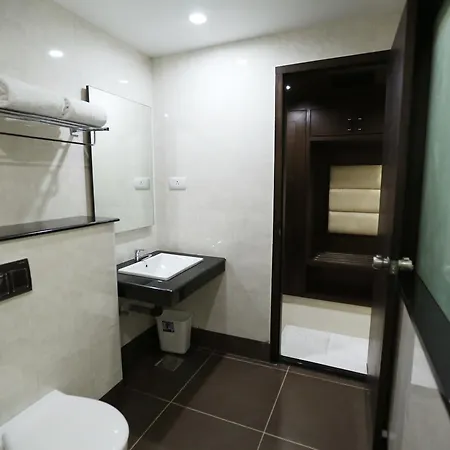 Hotel Deepam Tiruchirappalli Exterior photo